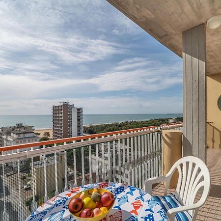 Apartamento Residenza Puerto Do Sol Lignano Sabbiadoro Exterior foto