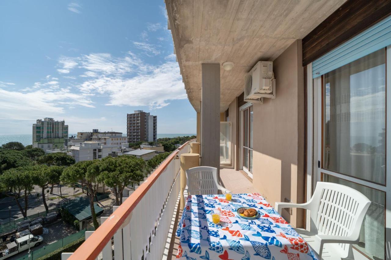 Apartamento Residenza Puerto Do Sol Lignano Sabbiadoro Exterior foto