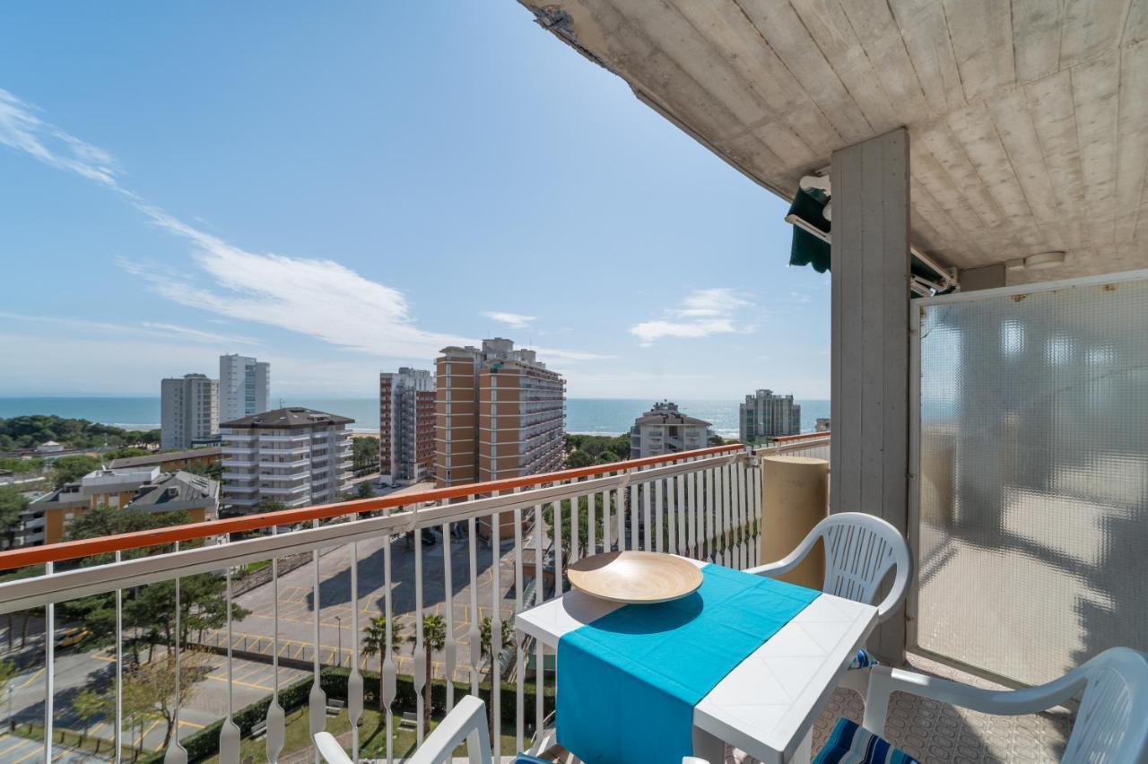 Apartamento Residenza Puerto Do Sol Lignano Sabbiadoro Exterior foto