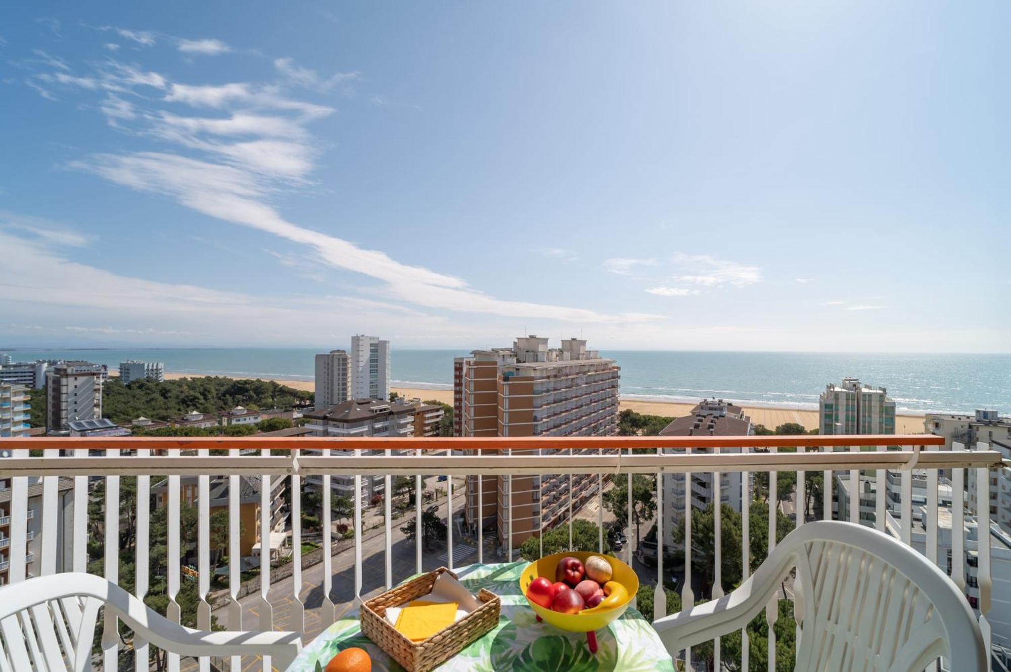 Apartamento Residenza Puerto Do Sol Lignano Sabbiadoro Exterior foto